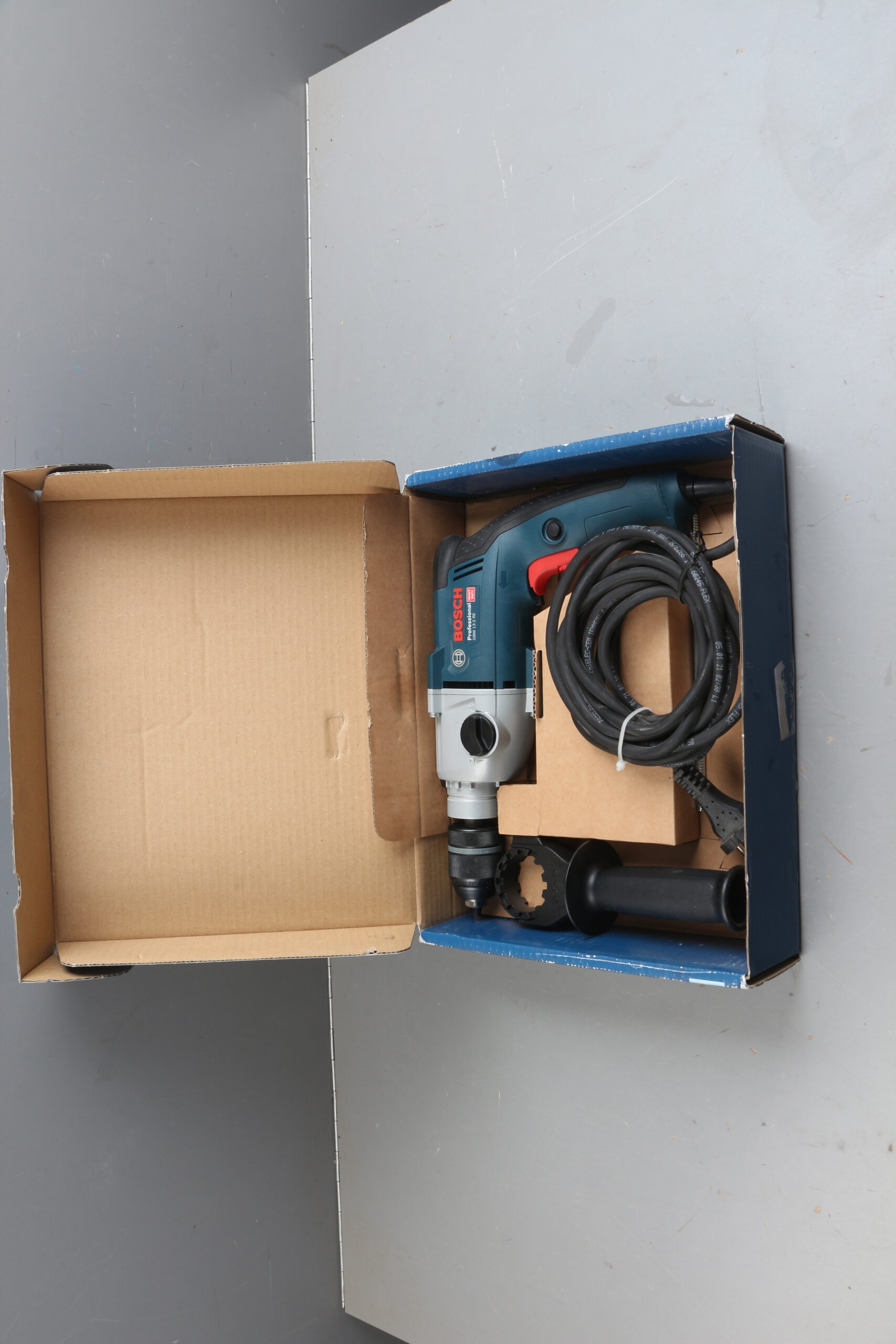 Дрель BOSCH GBM 13-2 RE в кор. уцененный (0438865812)