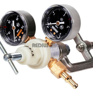 Редуктор ацетиленовый БАО-5-1,5 (давл 2,5/0,15 МПа, 5м3/ч, 6/9 мм) в коробке (ООО "РЕДИУС 168")