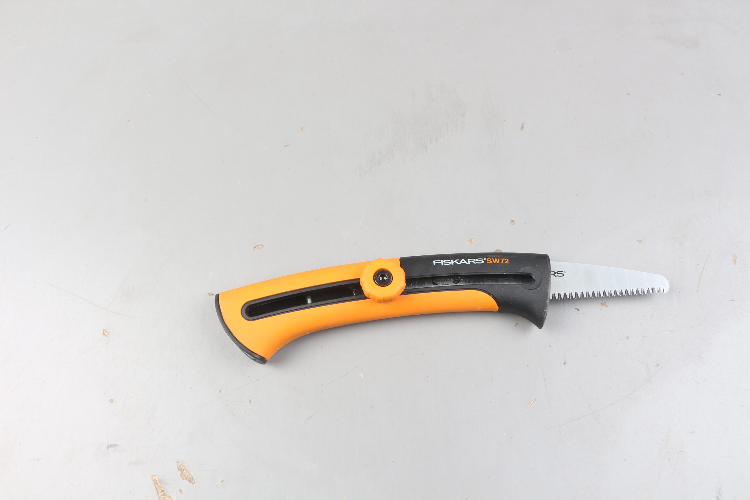Пила строительная SW72 Xtract FISKARS уцененный (0000193600)