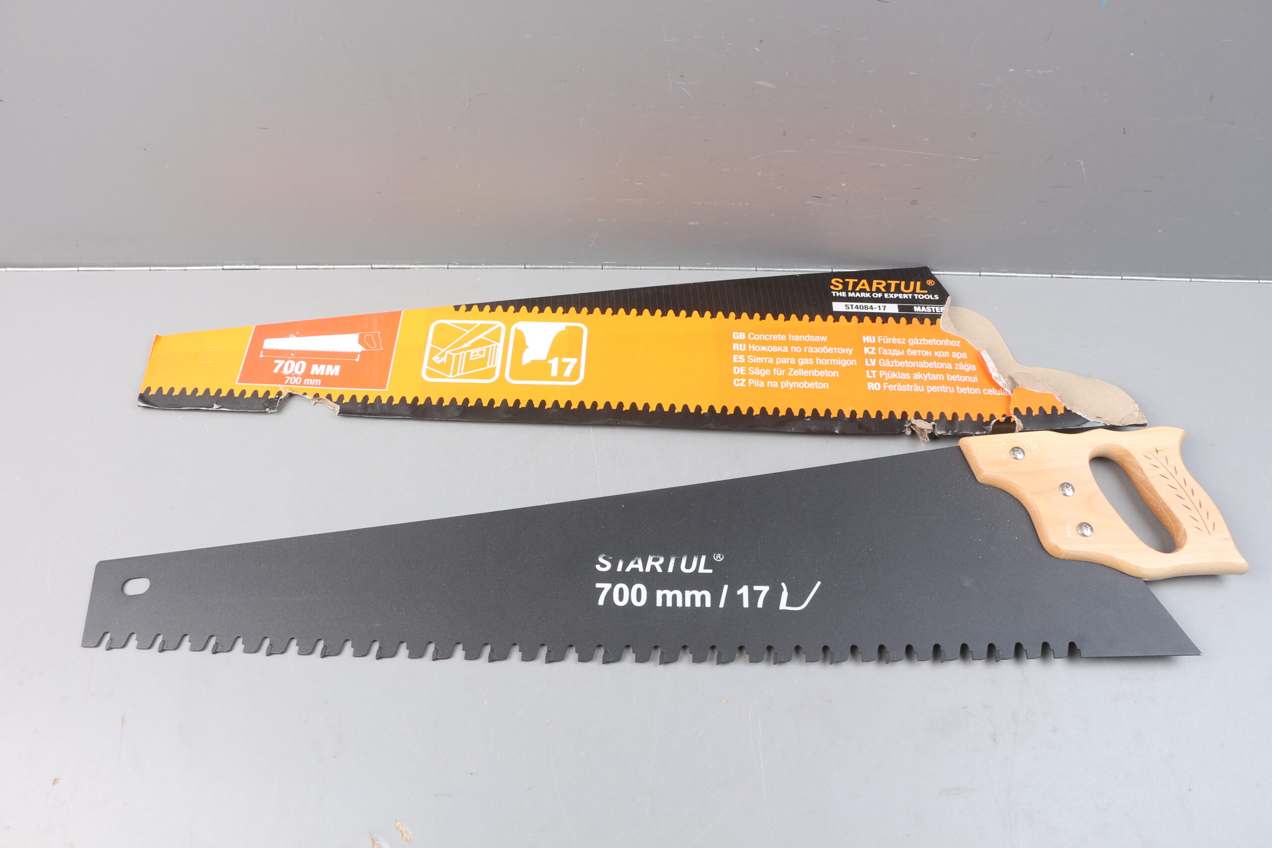 Ножовка по газобетону 700мм 17 зубьев с напайками STARTUL MASTER (ST4084-17) уцененный (0031826560