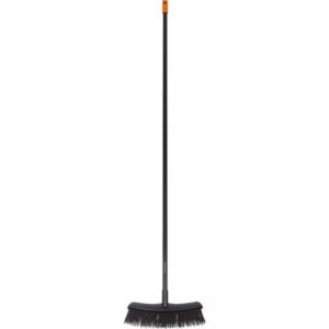 Метла большая Solid FISKARS