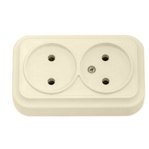 Розетка 2-ая (открытая, б/з) бежевая, Вариант, BYLECTRICA