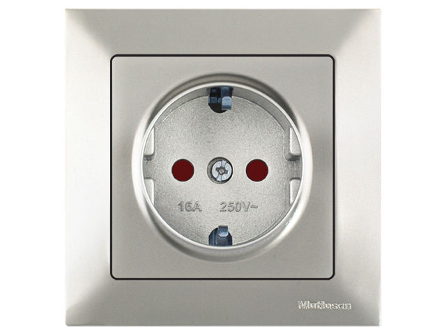 Розетка 1-ая (скрытая, с/з, шторки) титан, DARIA, MUTLUSAN