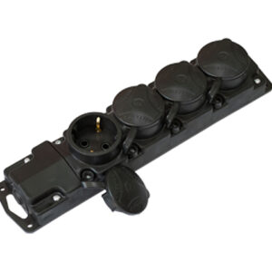 Розетка 4-ая переносная (с/з, 16А, 250В, з/ш, брызг. защ.) черная, BYLECTRICA