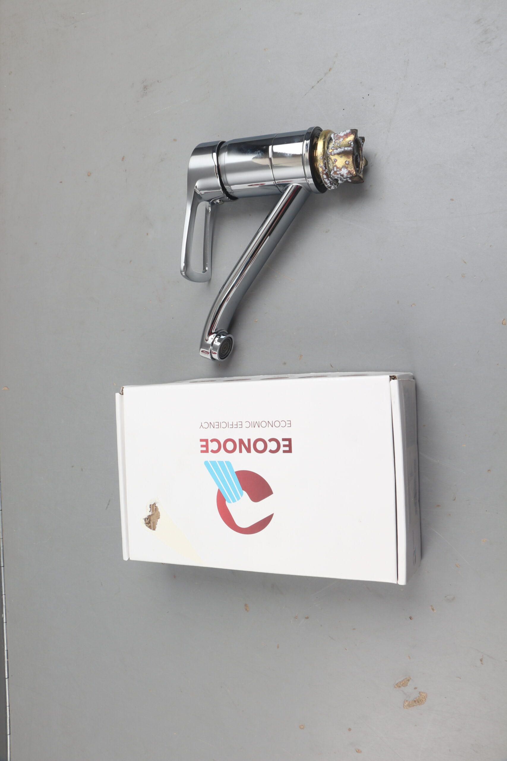 Смеситель для кухни D40-A, серия 320, ECONOCE уцененный (3755980800)