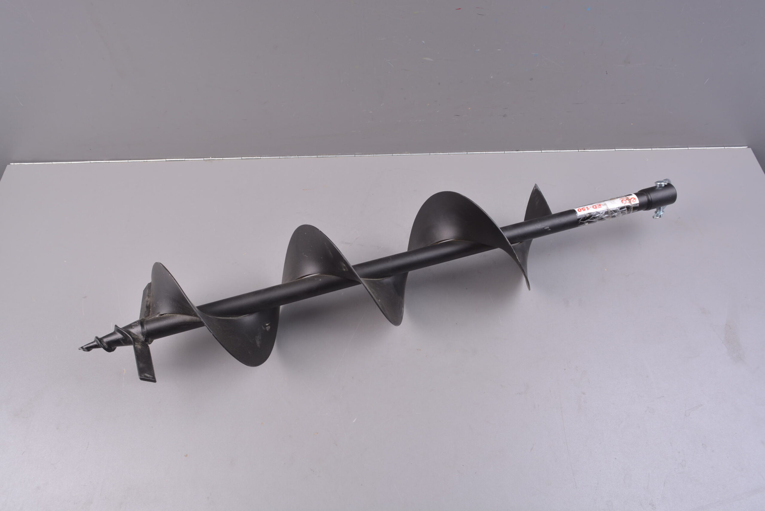 Бур почвенный ф150х800x20мм ECO ED-150 уцененный (6168673800)