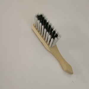 Щетка-сметка дер. 245х130х50мм 4-рядн.