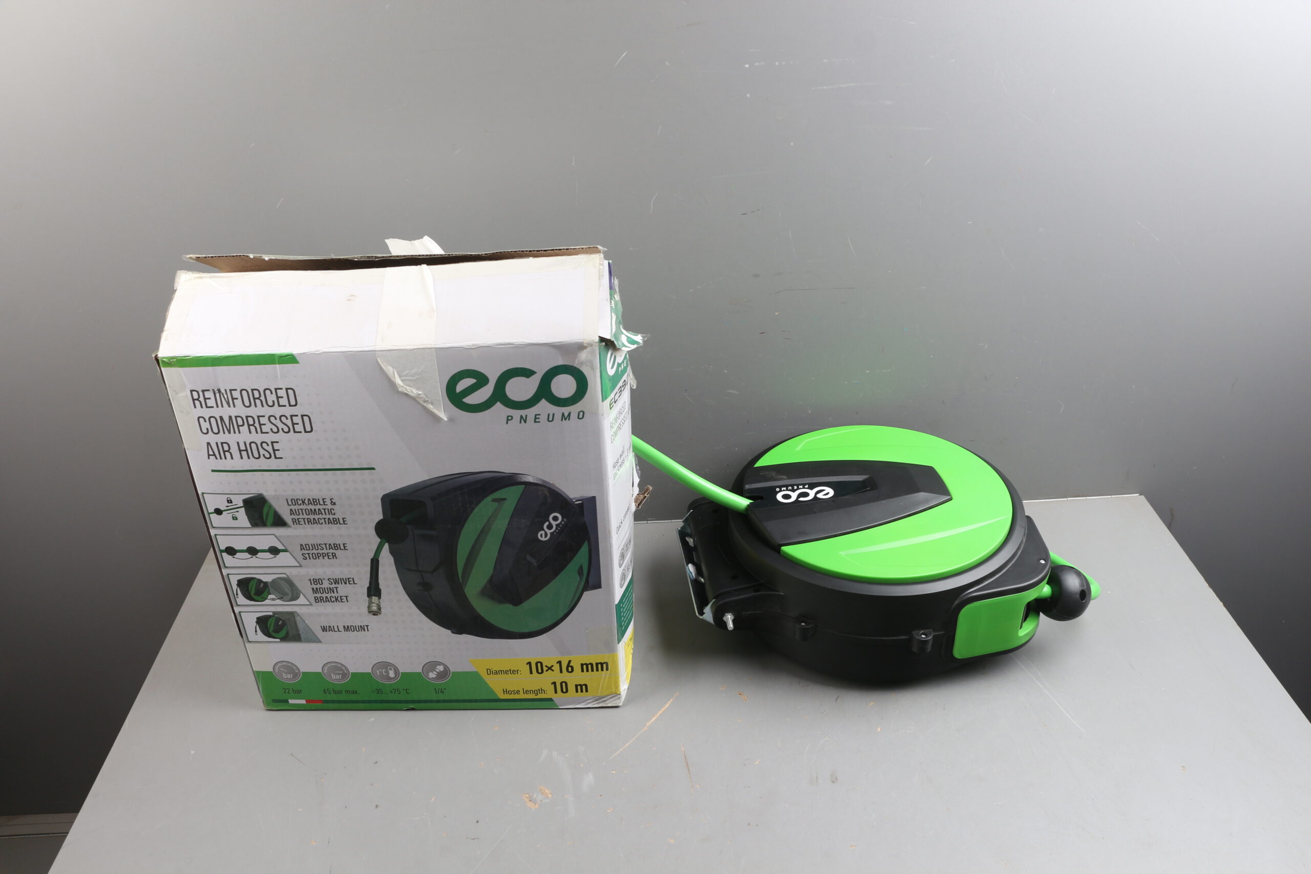 Шланг армированный на катушке ф 10/16 мм с быстросъемн. соед. ECO (длина 10 м) уцененный (03967078