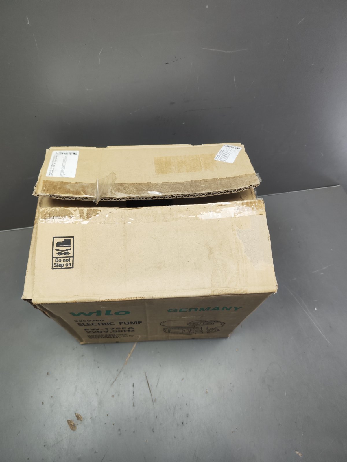 Насосная установка повышения давления PW-175EA WILO уцененный (0370146232)