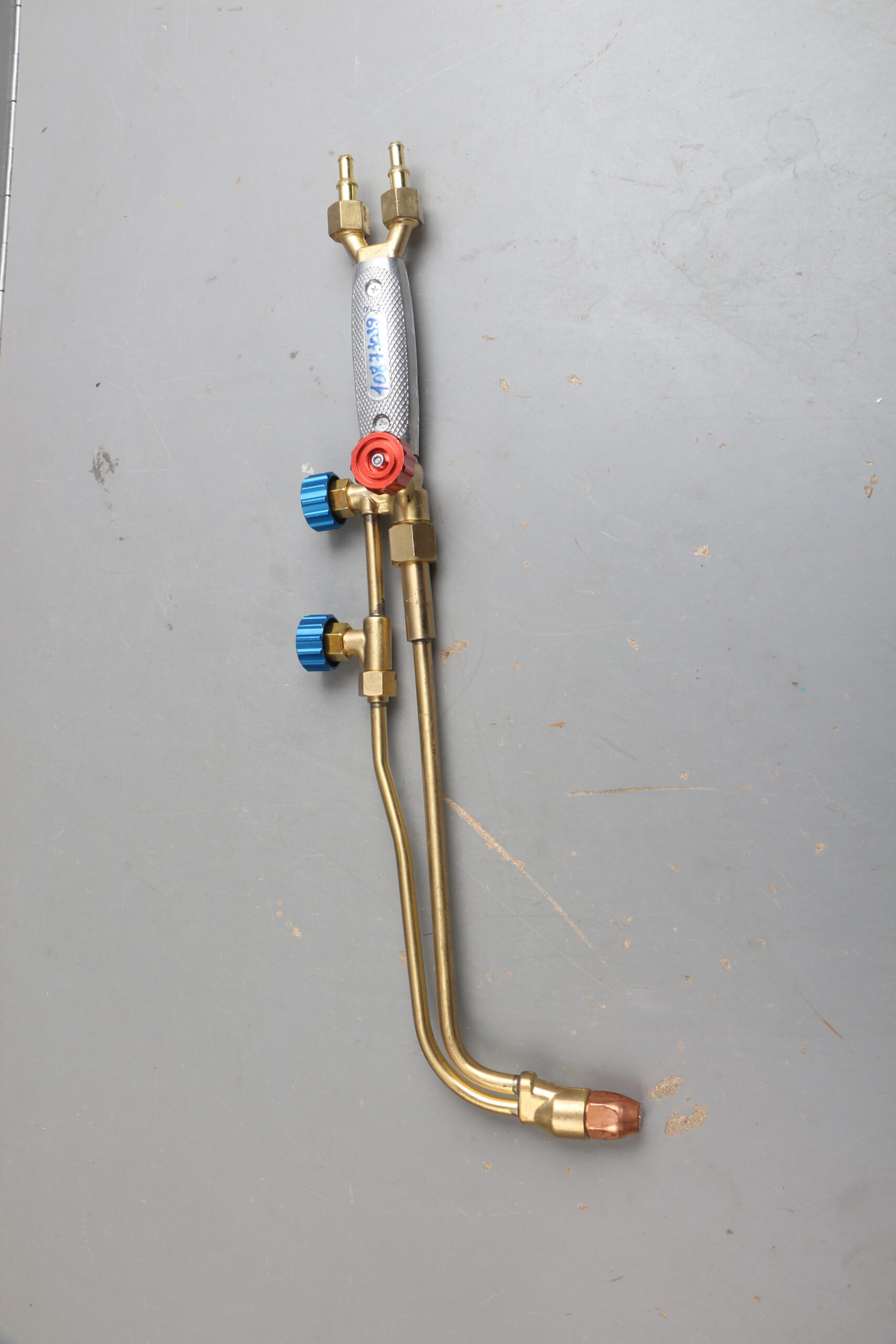 Резак пропановый Р3П-32М-Р-У2 (до 300мм, ф6/9мм) (ООО "РЕДИУС 168") уцененный (2296410800)