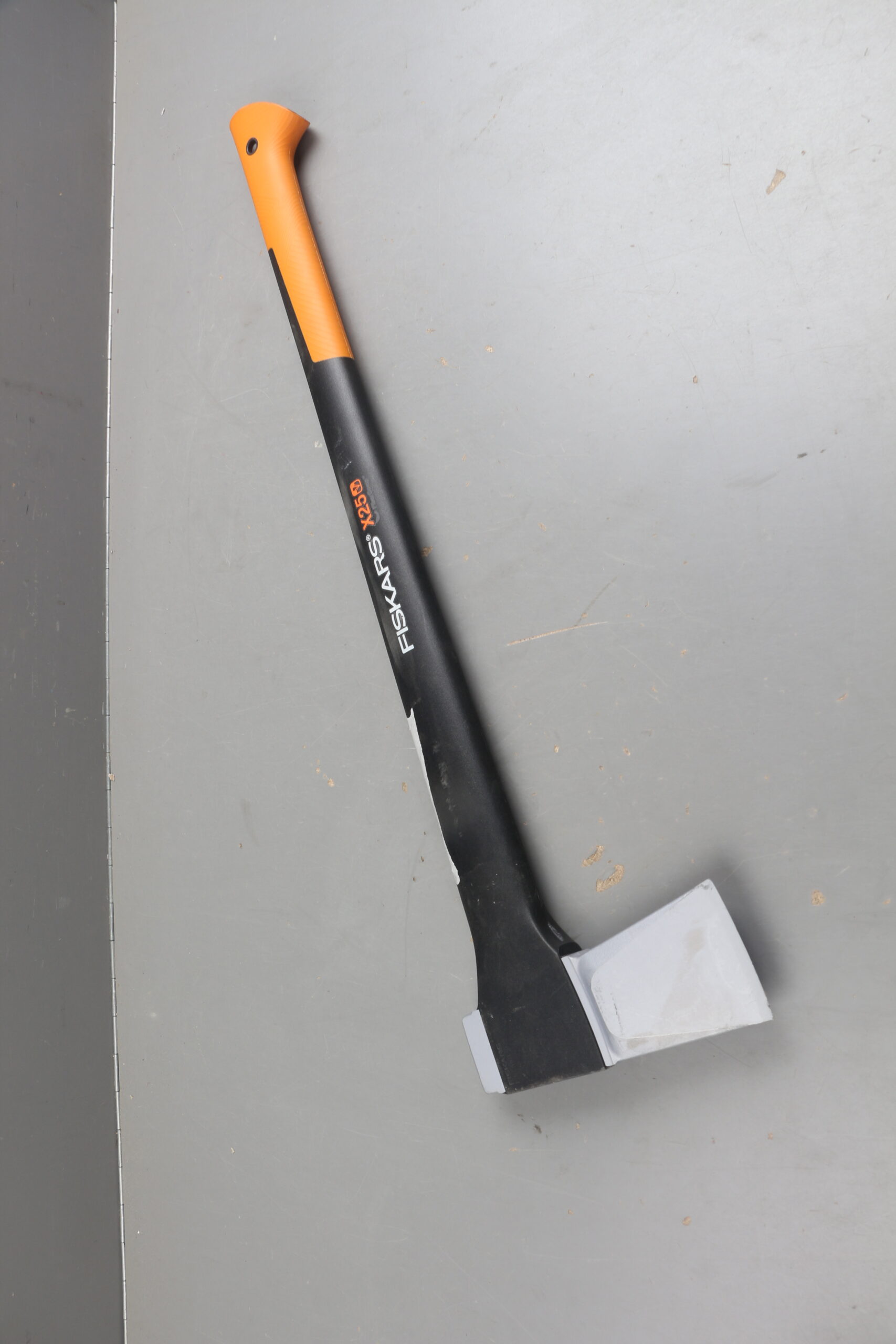 Топор-колун X25 XL FISKARS уцененный (0960235965)