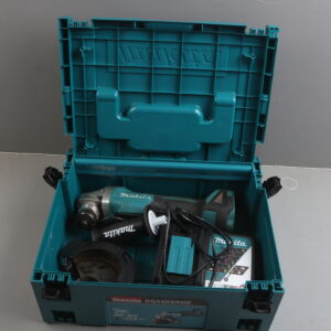 б/у Аккум. углошлифмашина MAKITA LXT DGA 508 RME в чем. уцененный (0069903878)